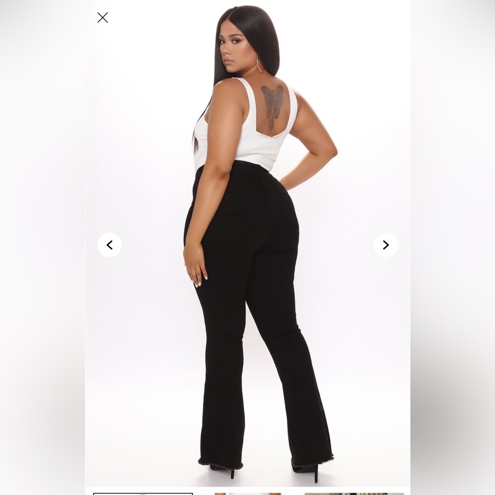 NWT FASHION NOVA HIGH RISE BLACK FLARE JEANS - Picture 2 of 2